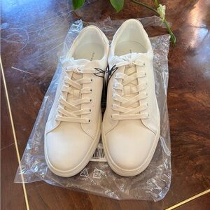 Banana Republic White Men's Leather Low-Top Sneakers
